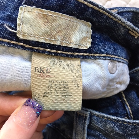Gently used Buckle BKE Jeans - Picture 3 of 5