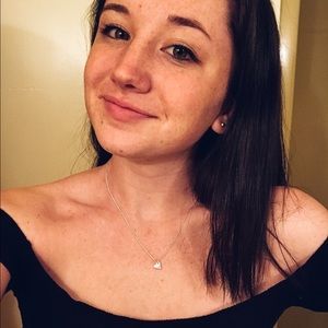 Meet your Posher, Meredith