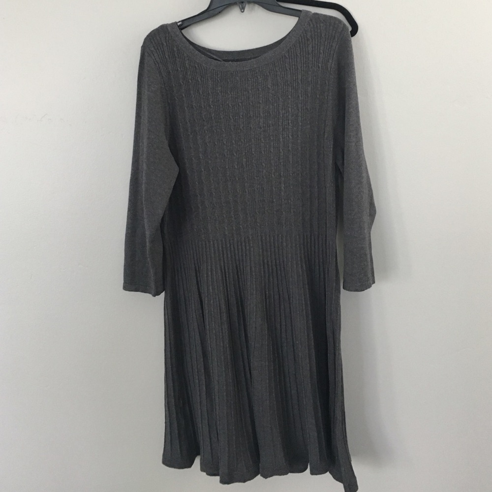 Style and company grey sweater