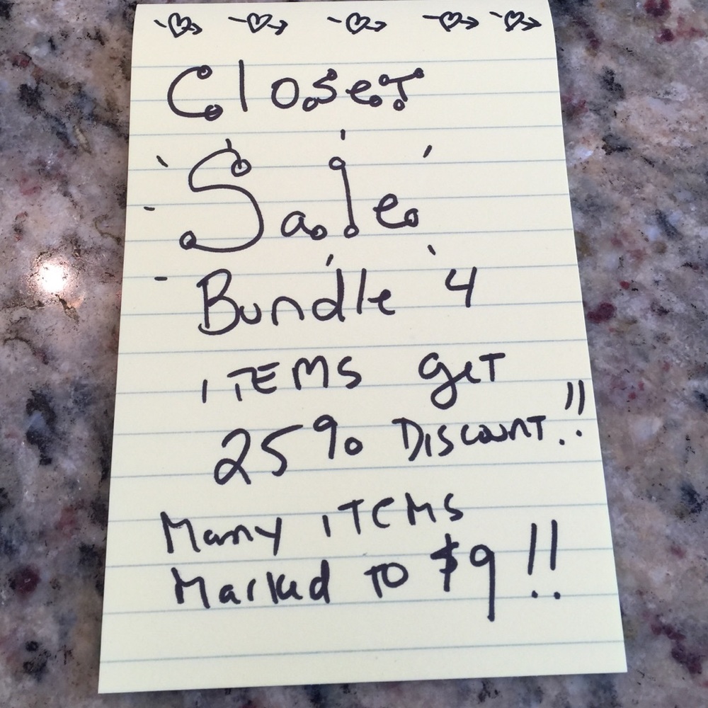 HUGE CLOSET SALE!!!!!😘😘😘🦋🦋🦋