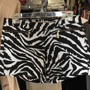 MK Shorts. Excellent condition. Lightly worn.