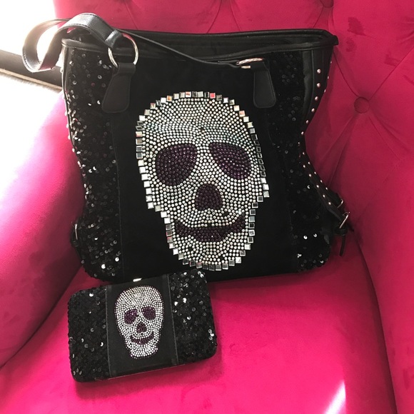 Handbags - Rhinestone skull shoulder bag
