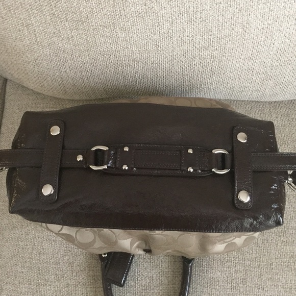 🎉SALE🎉EUC Coach handbag - Picture 3 of 4