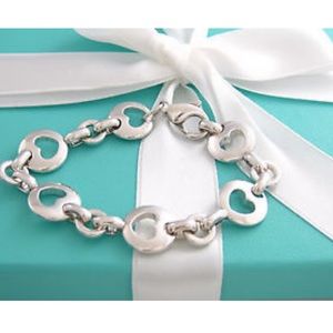 Tiffany & Co stencil heart bracelet ✨authentic ✨