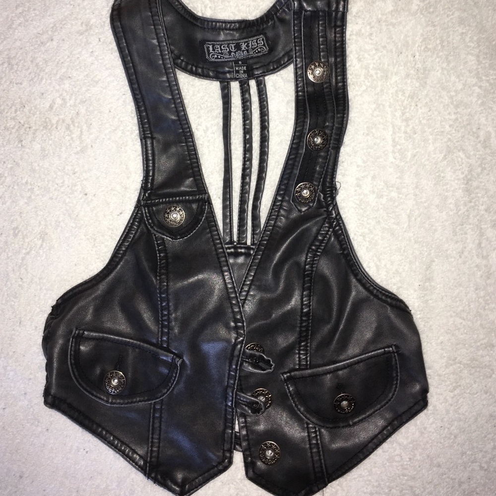 Vegan Leather 😎