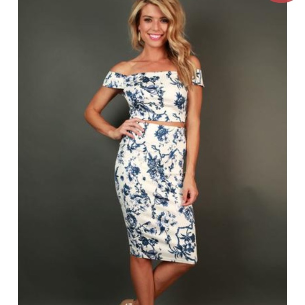 Blue floral 2 piece