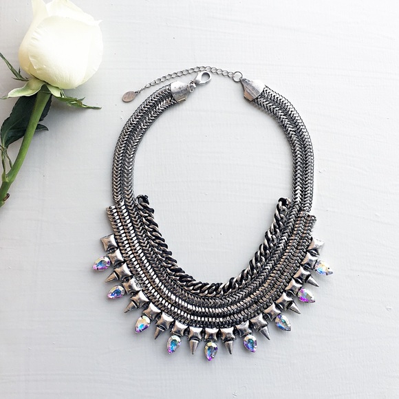 Silver statement necklace - Picture 3 of 4