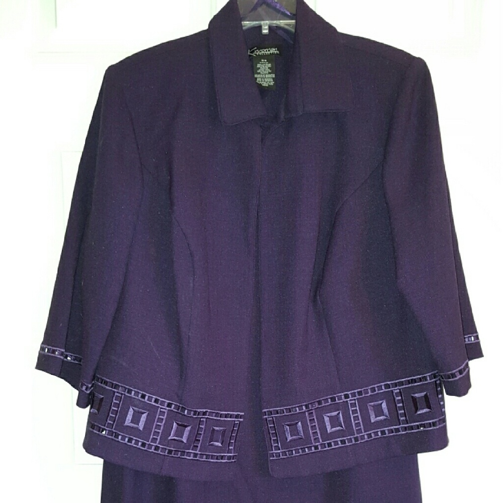 Gorgeous 2-pc. Dress w/ jacket never worn