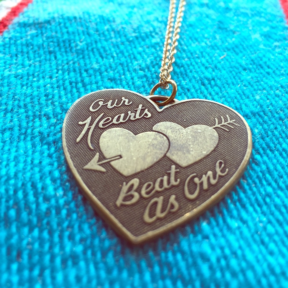 Vintage Inspired Heart Pendant 💘