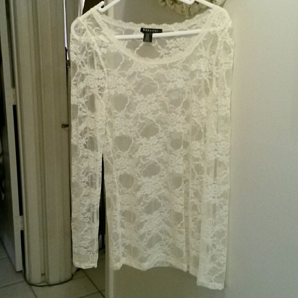 Beautiful long sleeves lace camisole