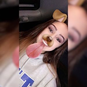 Meet your Posher, Shelby