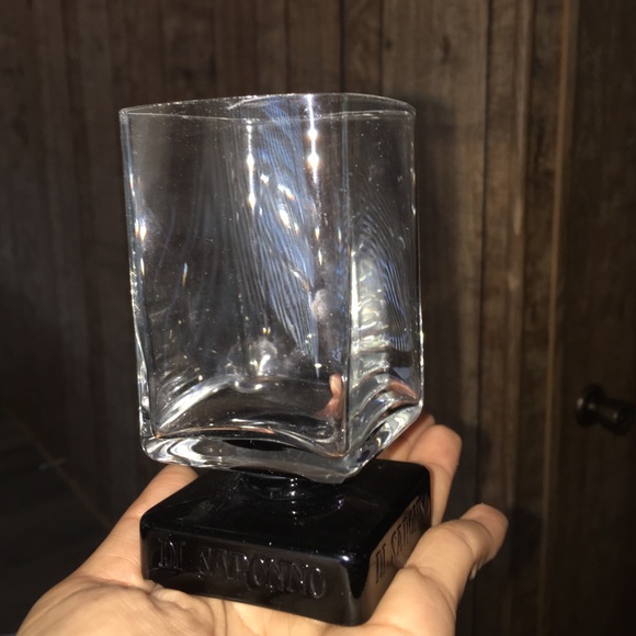 Set of 3 Di Saronno square shot glasses. - Picture 3 of 3