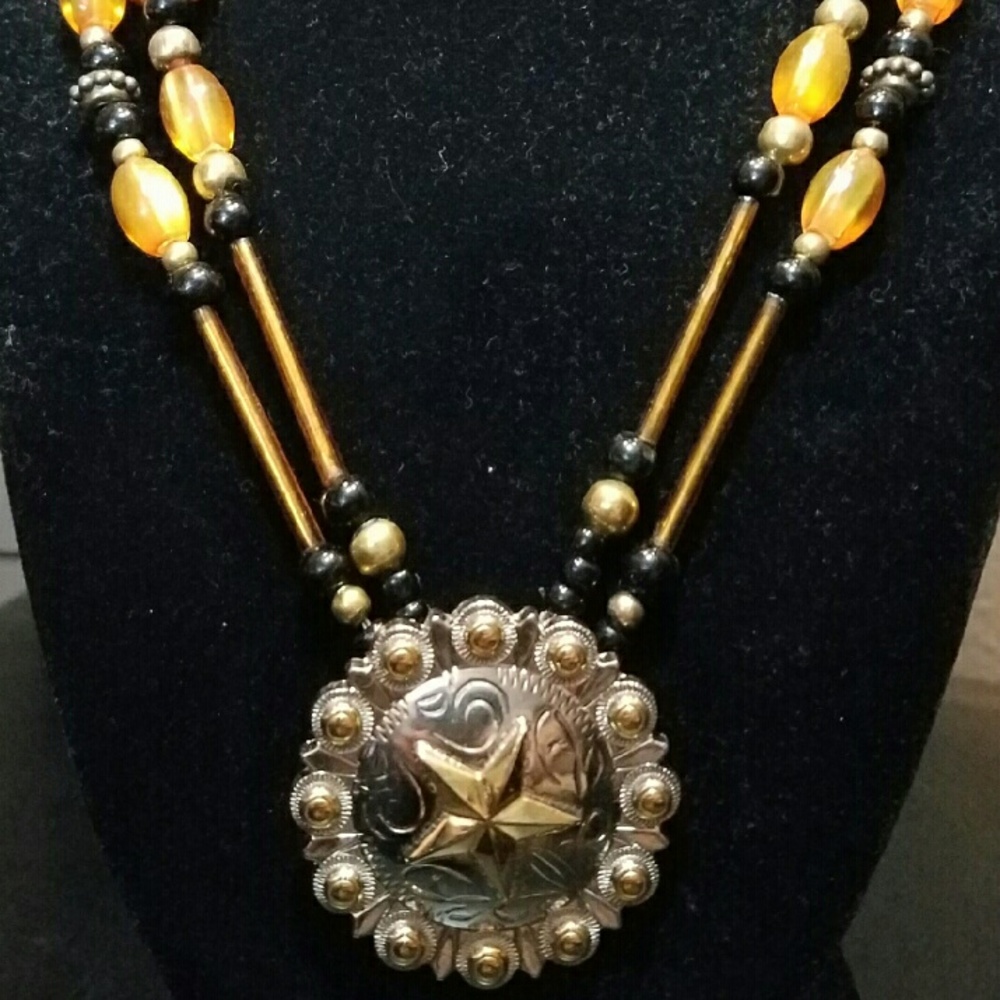 Necklace - Picture 2 of 2
