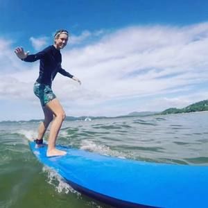 Meet your Posher, Holly