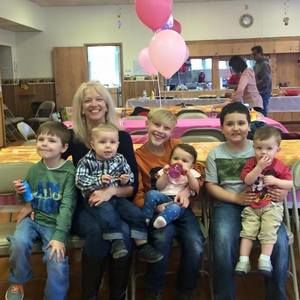 Meet your Posher, Dee