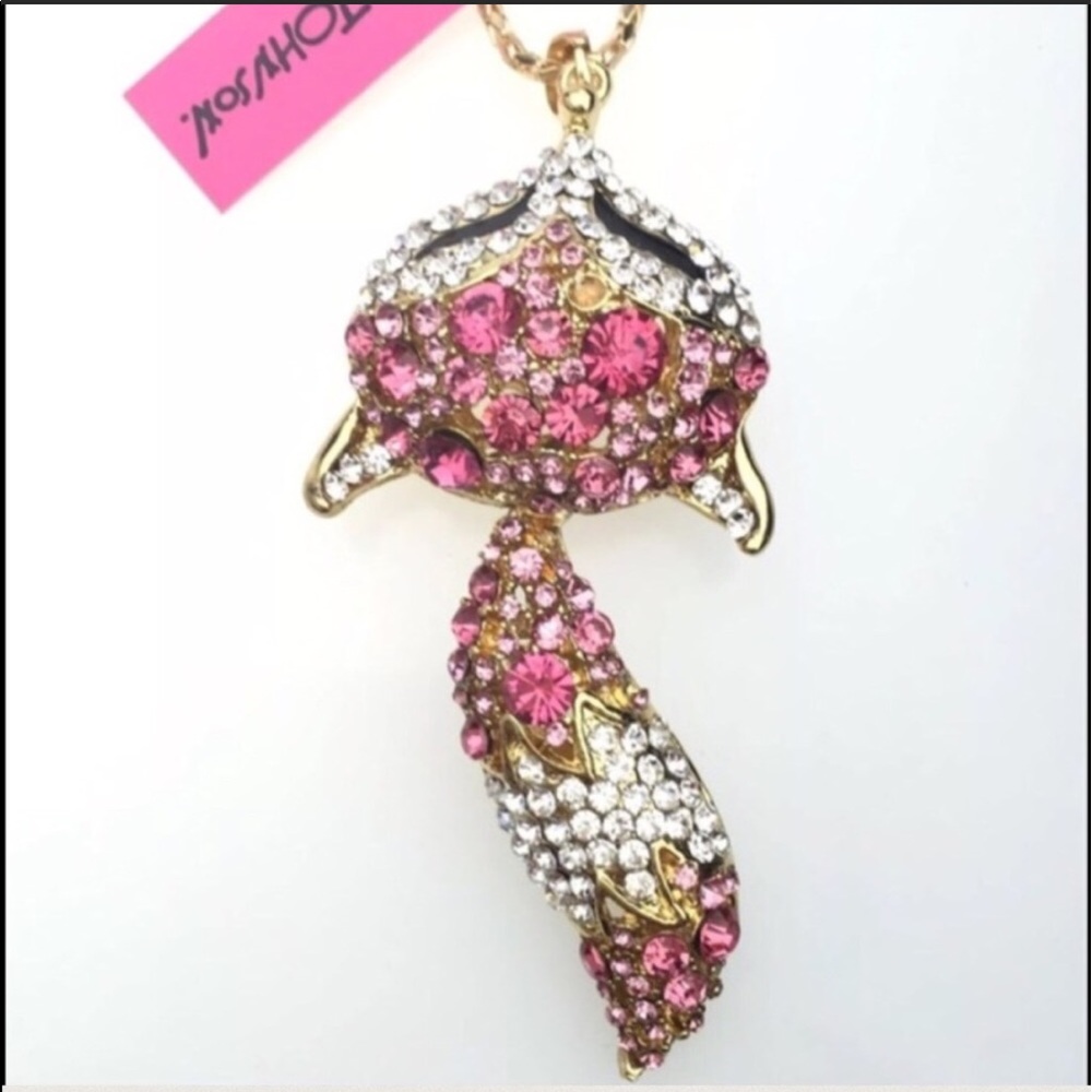 💖BETSEY JOHNSON PINK FOX NECKLACE!🛍