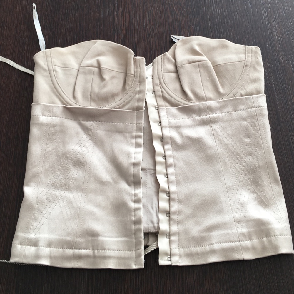 Karen Millen corset. 4