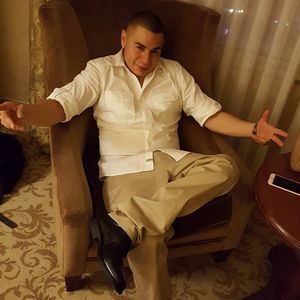 Meet your Posher, Jose