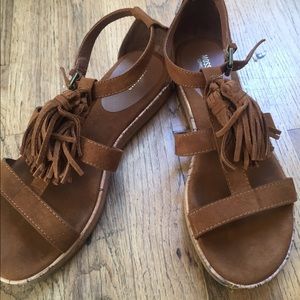 Massimo fringe Sandals