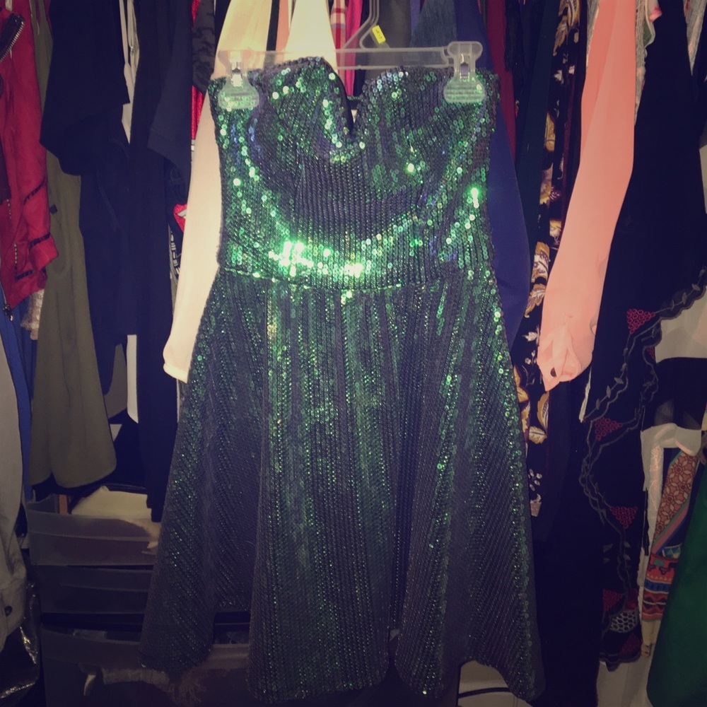 Strapless Green Sequins Dress