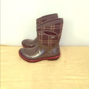 Bogs Mid Plaid Insulated Rain Boot