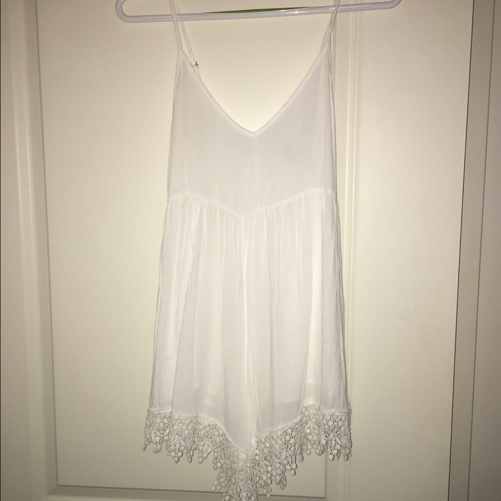 Tobi lace trim romper