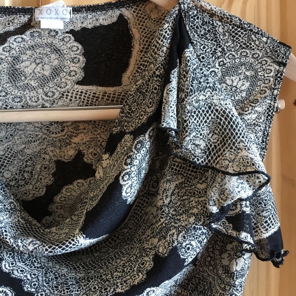 🎉SALE🎉Dressy Top💐💕💕