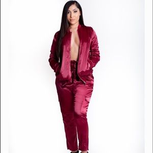 Luxury Loungin Burgundy