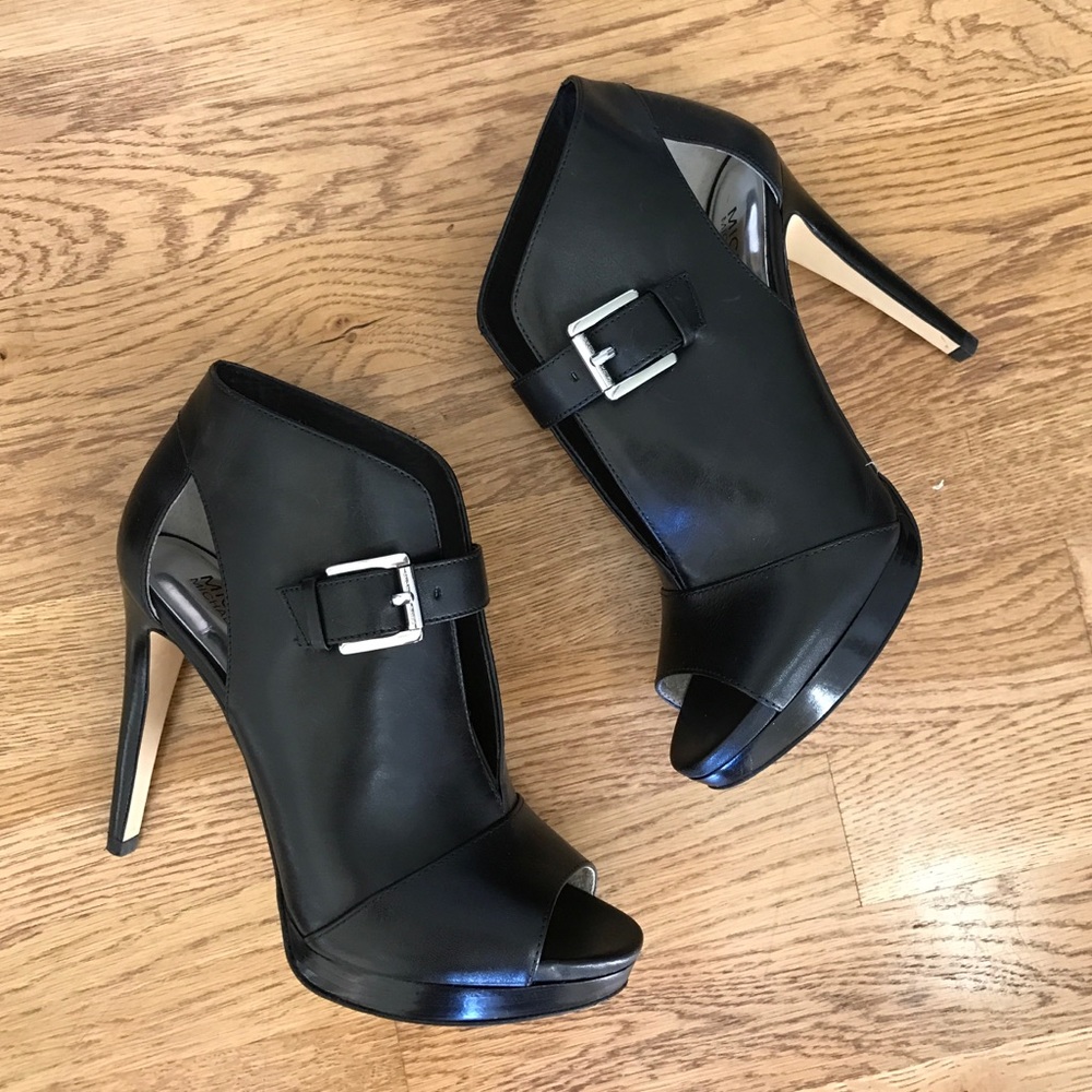 Michael Kors Bootie
