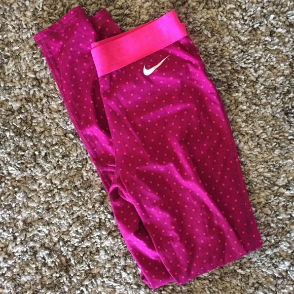 Nike Pants - Nike Pro Hyperwarm polka dot tights leggings