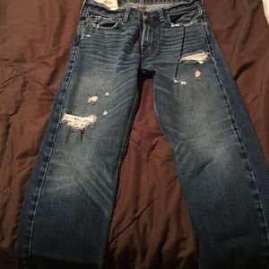 Hollister 28x30 straight leg holy denim