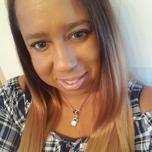 Meet your Posher, Anita