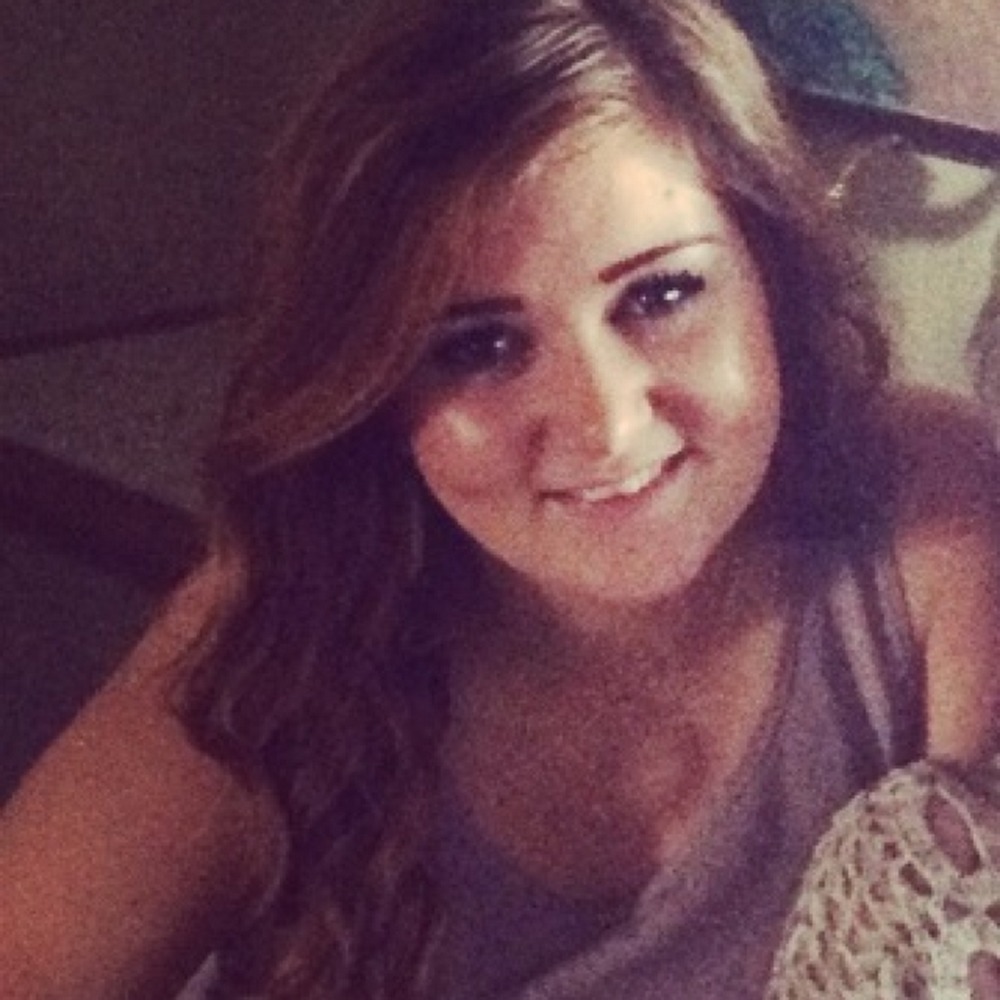 Meet your Posher, Laura