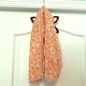 NWT orange/ white cheetah print scarf