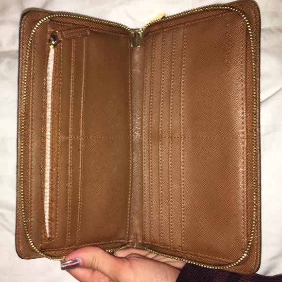 Dark Brown Michael Kors Wallet - Picture 3 of 3