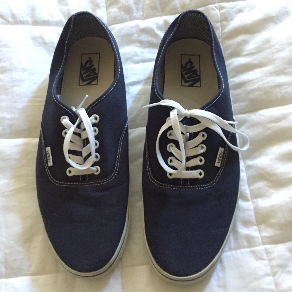 Men's size 12 Vans shoes, navy blue