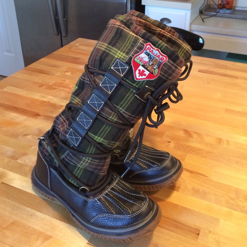 Pajar waterproof boots! Excellent Condition