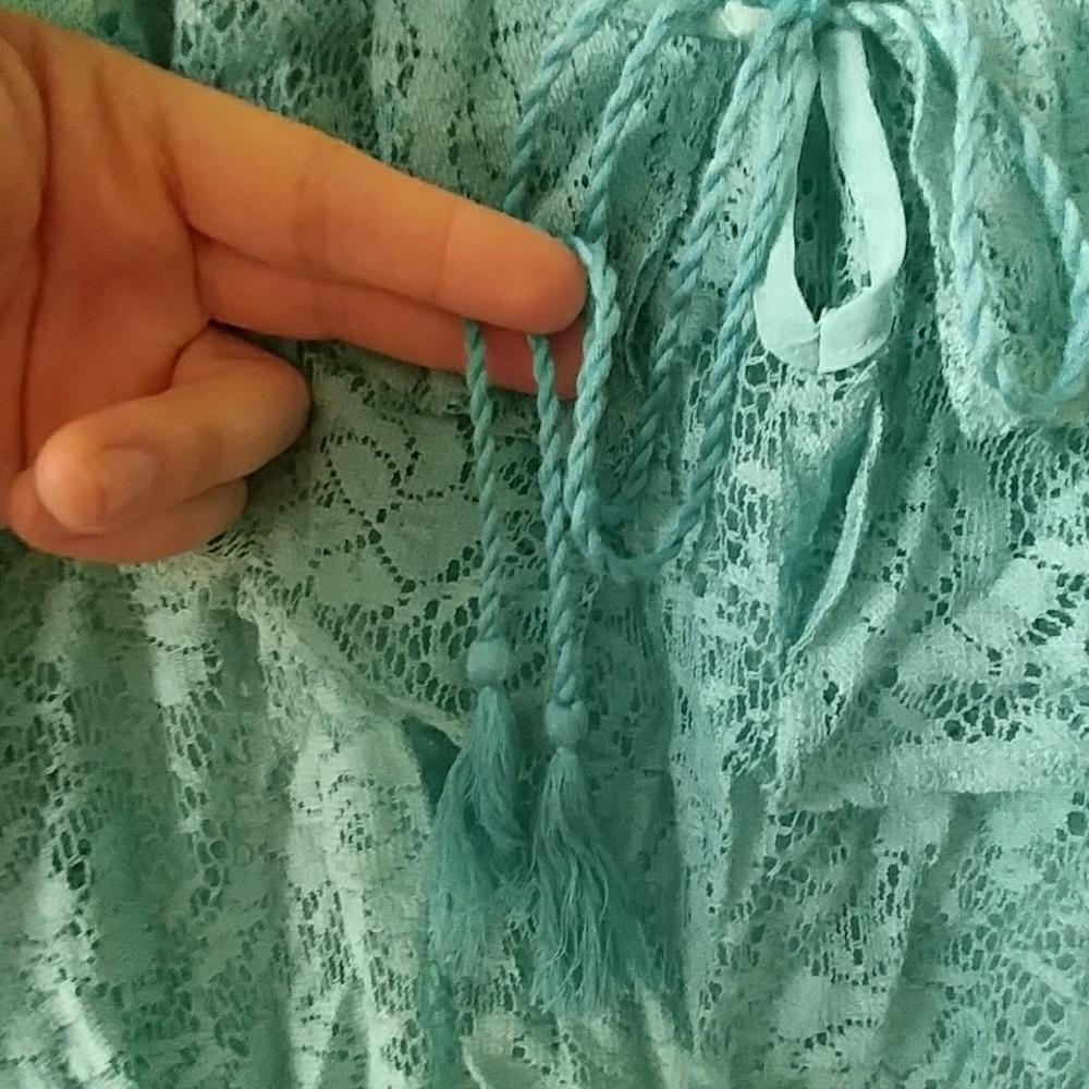 Flying Tomato lace and ruffle crop top 3/4 sleeve - Picture 3 of 4