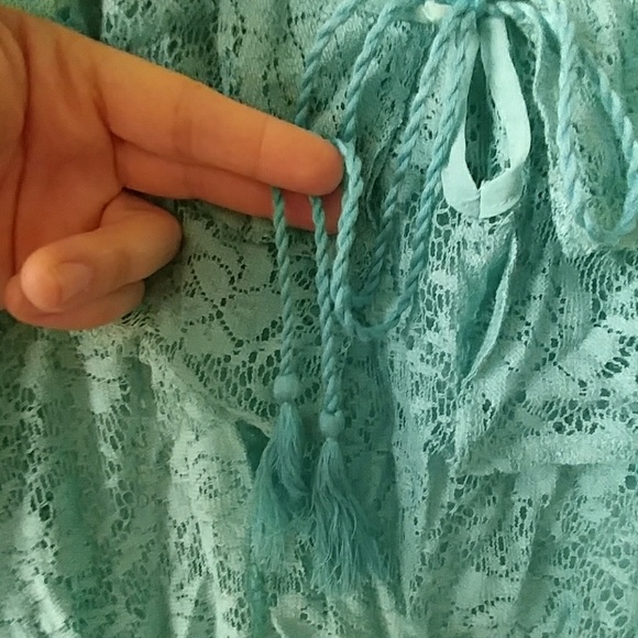 Flying Tomato lace and ruffle crop top 3/4 sleeve - Picture 3 of 4