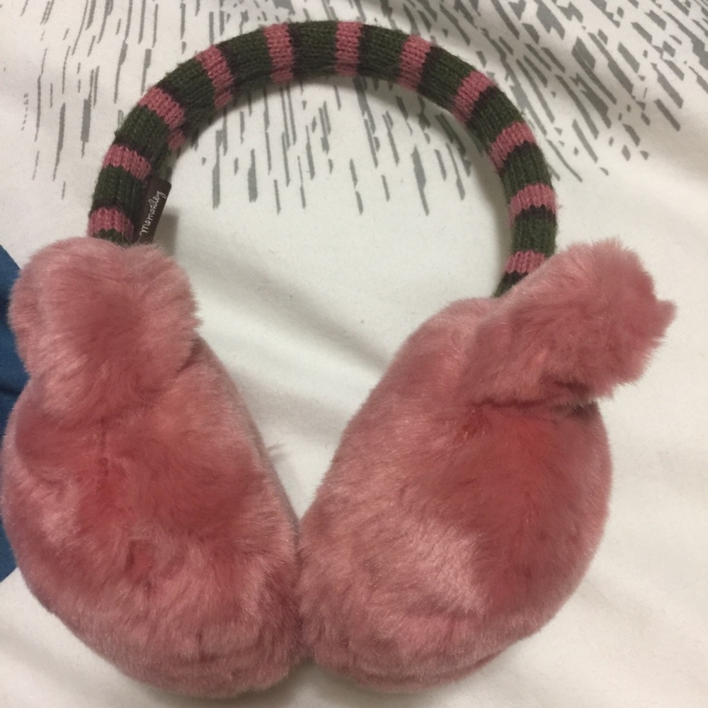 Ear muffs