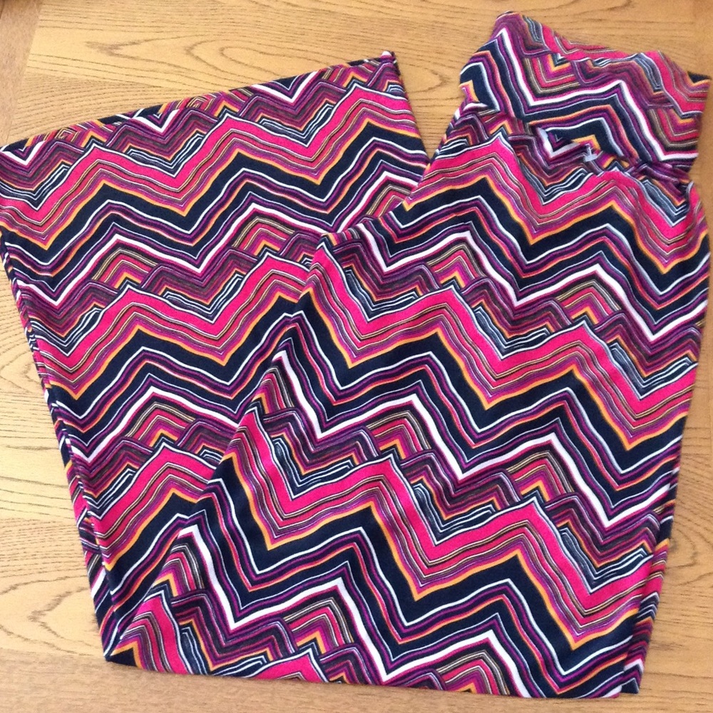 J&K Chevron Palazzo Pants!! Multi Color