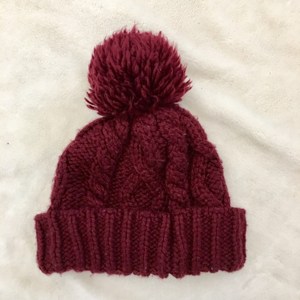H&M knit pom burgundy beanie