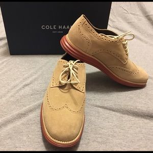 Cole Haan size 7.5 M LunarGrand Milkshake Suede