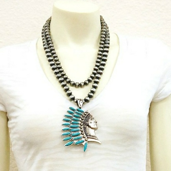 Turquoise Chief Necklace - Picture 3 of 3
