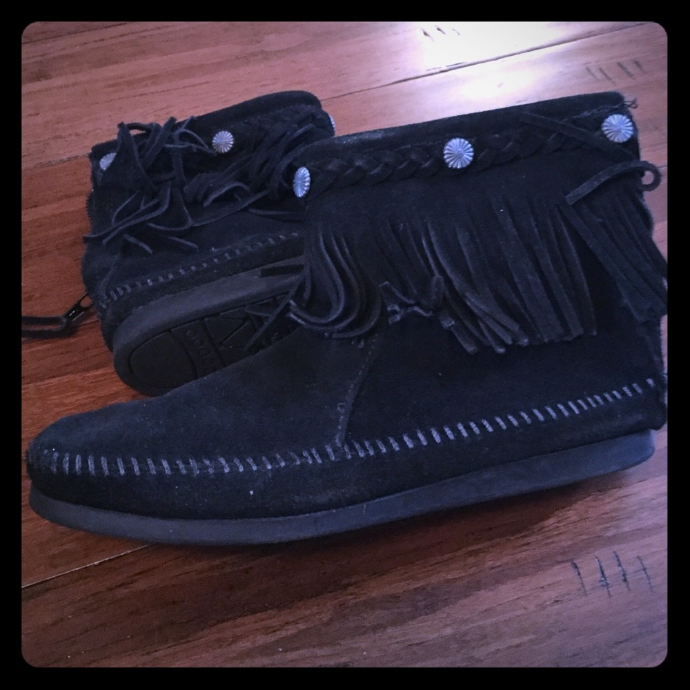 Black Minnetonkas