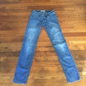 Bullhead jeans SIZE 1