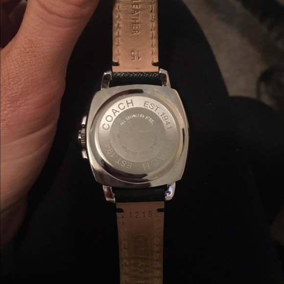 Coach watch - Picture 4 of 4