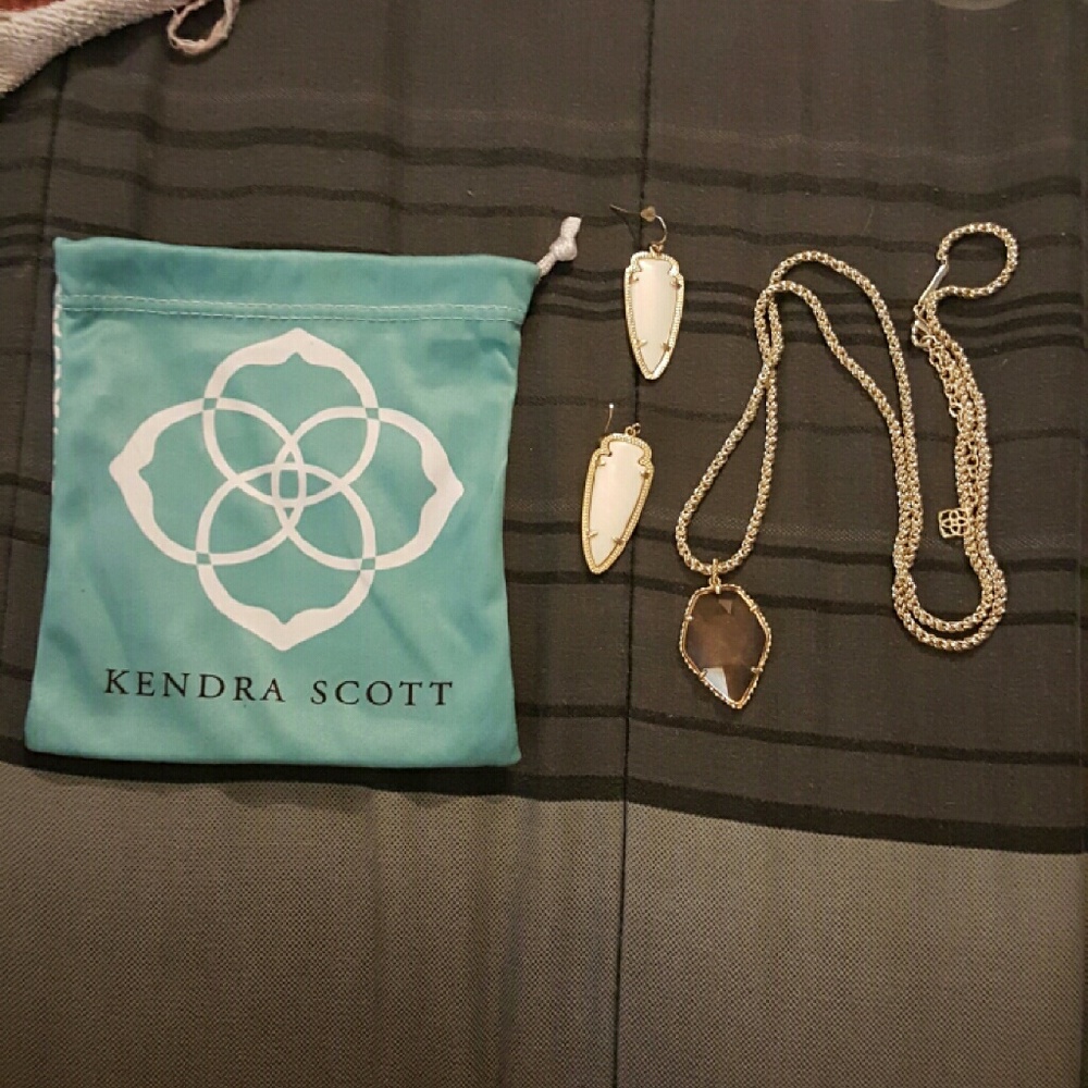 Brand new Kendra scott earrings and necklace!