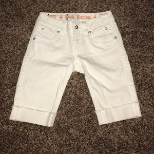 rock revival white knee shorts