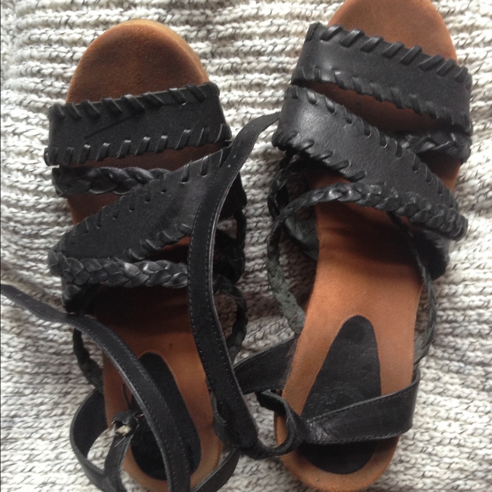 Urban Outfitters // Ecote size 10 women's Clog